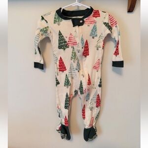 Burt’s bees Christmas tree footie
